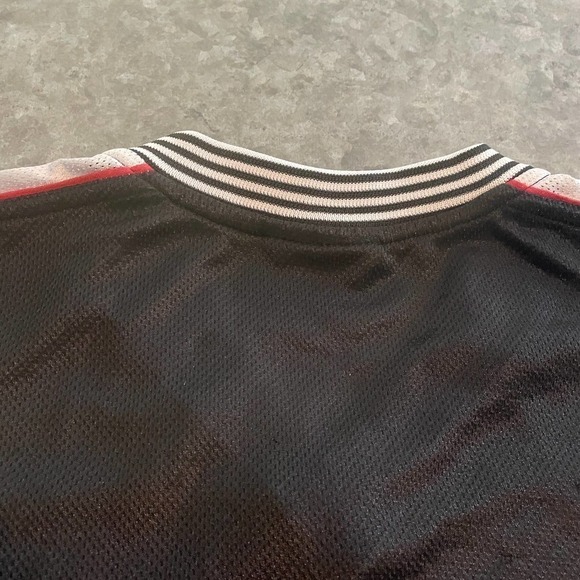 Vintage K-Swiss Jersey Shirt Womens Small Medium USA V-Neck Embroidered Black - Picture 11 of 14